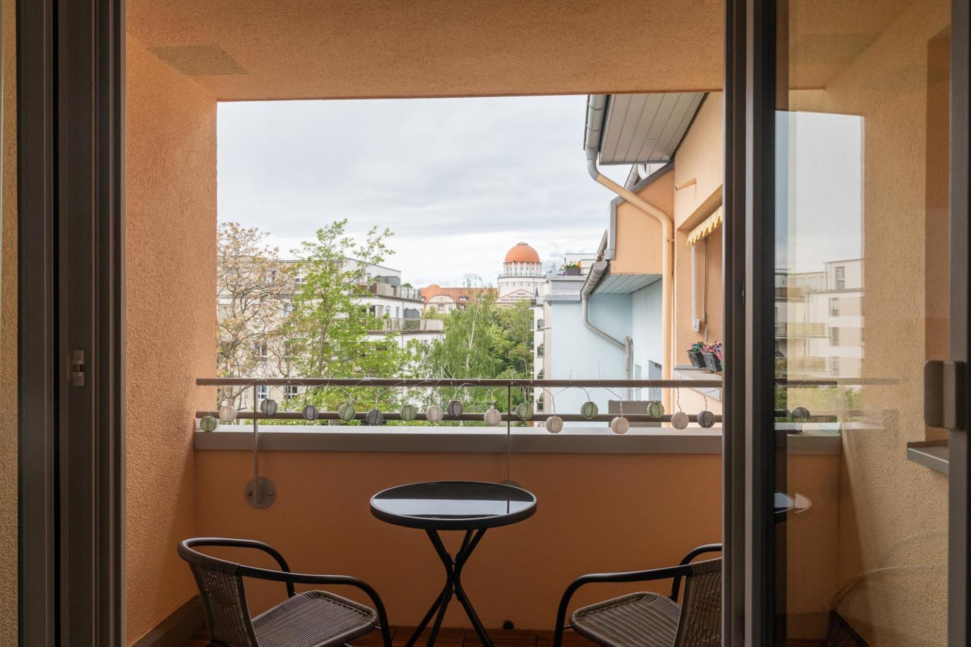 Home Shanti - Studio, Suedvorstadt, Balkon, Tv Leipzig Exterior foto
